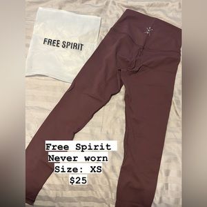 Free Spirit, XS, workout leggings, never worn, maroon